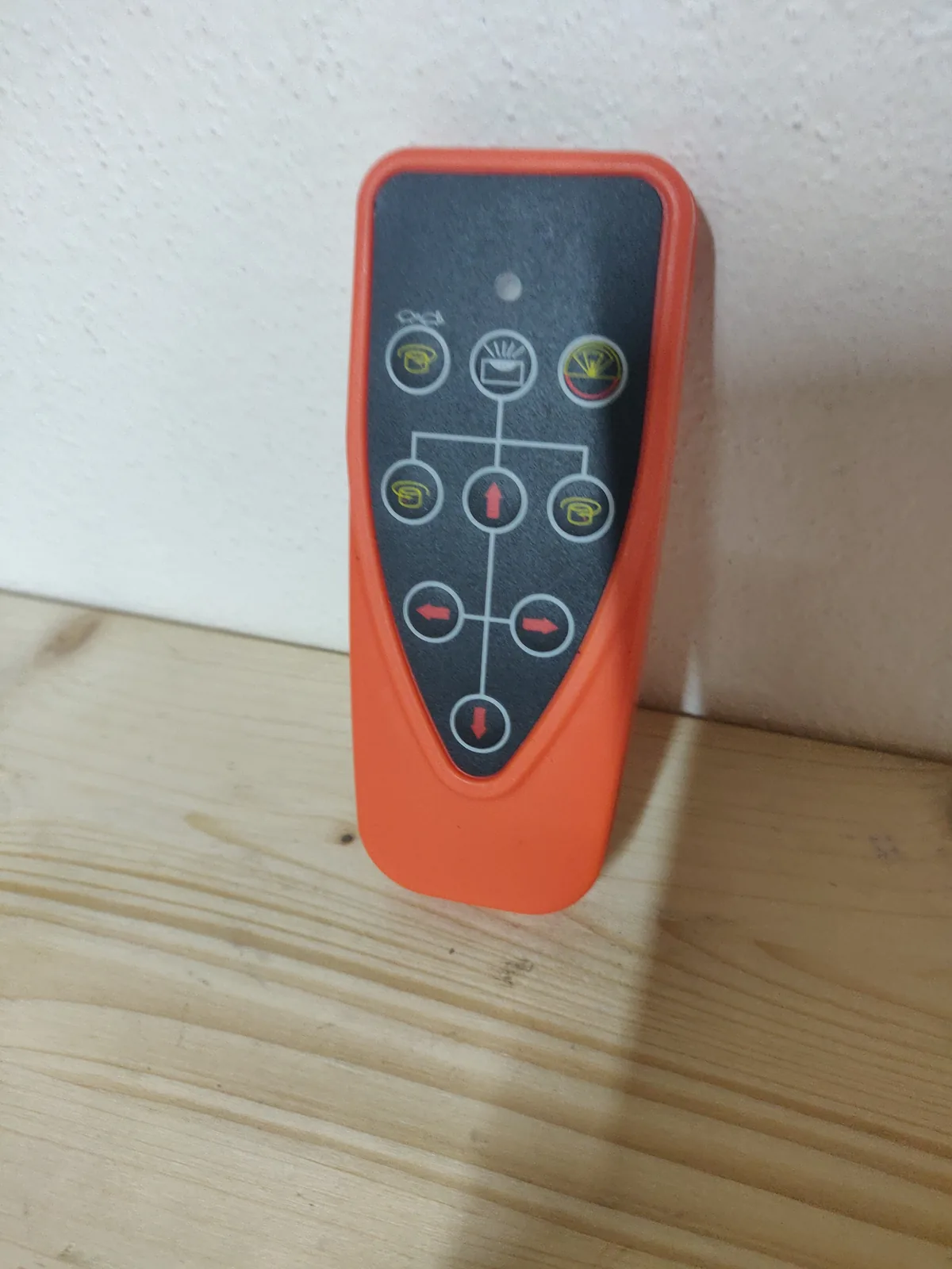 Diaľkové ovládanie k červenému laseru